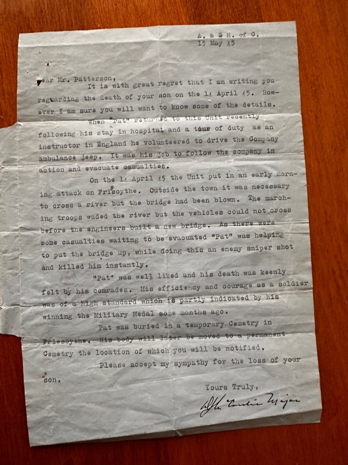 welby-patterson-death-notice A faded blue letter written by an official informing the family of Welby Patterson's death.
