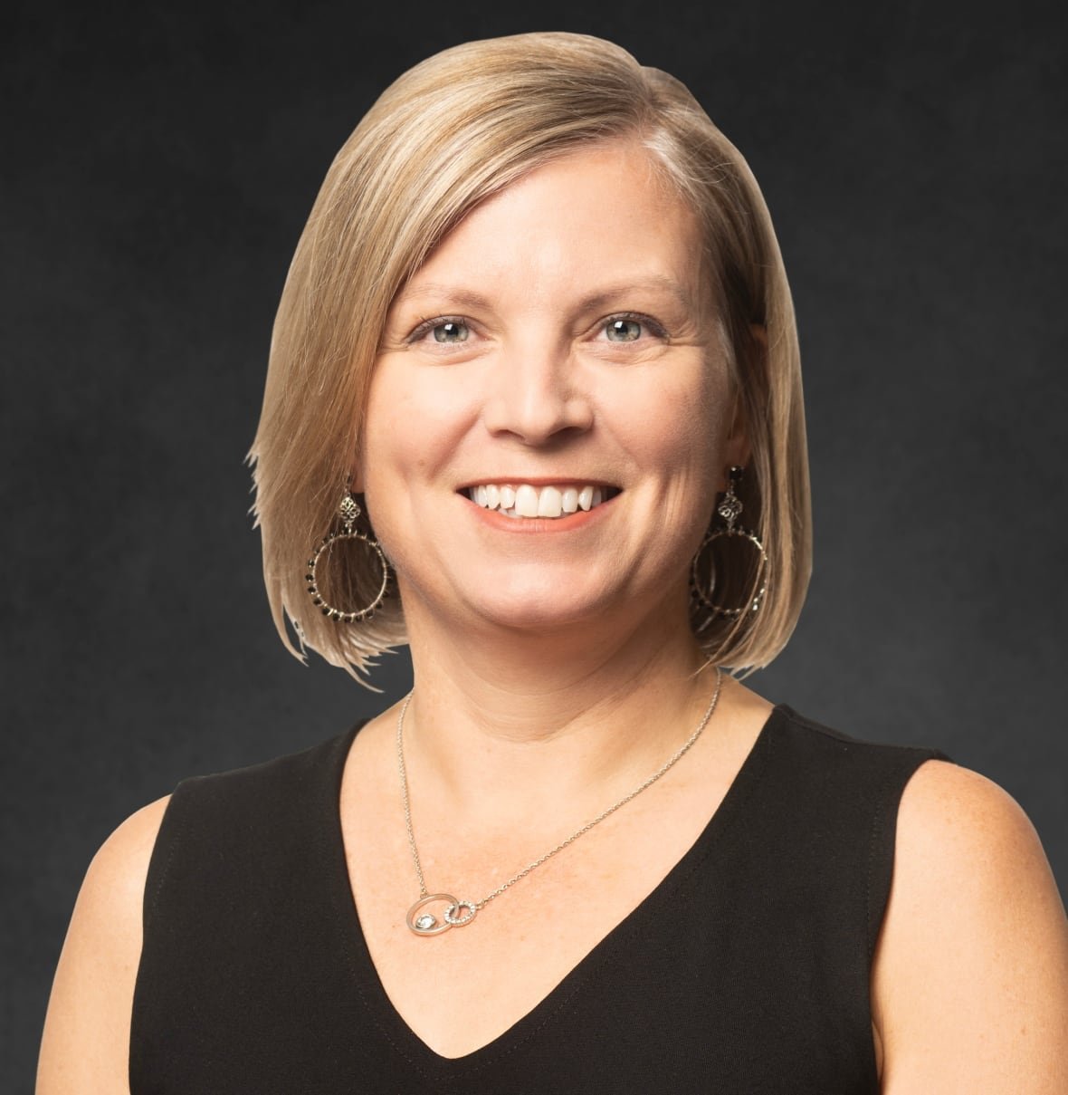 dr-shelley-duggan-alberta-medical-association-critical-care Dr. Shelley Duggan is an Edmonton-based critical care physician and the Alberta Medical Association's president-elect. She has blonde hair and is wearing a black v-neck blouse.